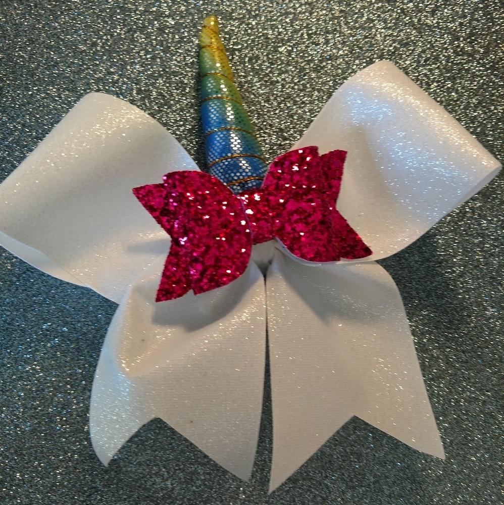 Large unicorn bow